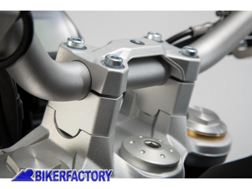 BikerFactory Prolunghe riser alza manubrio SW Motech 30 mm colore argento per BMW F750GS F800GS LEH 07 039 12900 S 1039481