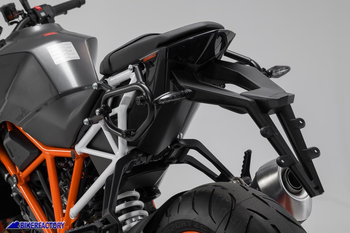 telaietto-laterale-sinistro-sw-motech-slc-per-ktm-1290-super-duke-r-hta