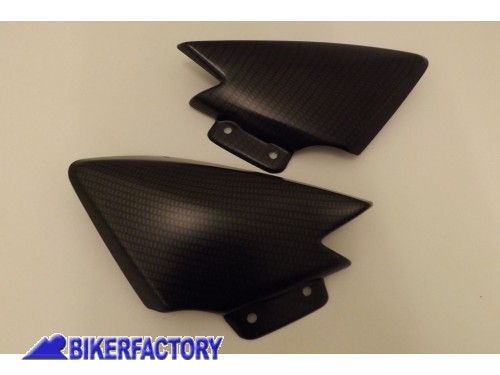 BikerFactory Fianchetti laterali coppia PYRAMID colore Carbon Look finto carbonio x YAMAHA MT 09 SOLO UNO DISPONIBILE PY06 22133X 1032551